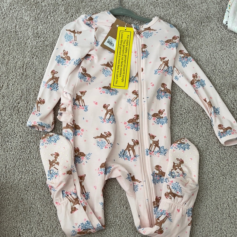 NWT Angel Dear Ruffle Zipper Footie Size 12-18M